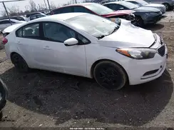 KNAFK4A69G5615705 2016 KIA FORTE