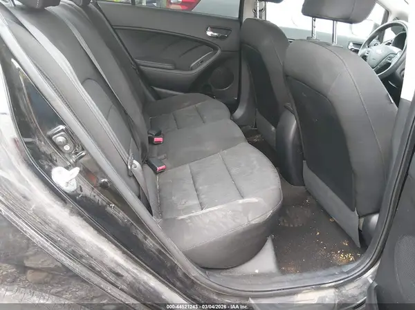 KNAFK4A69G5617101 2016 KIA FORTE - Image 8