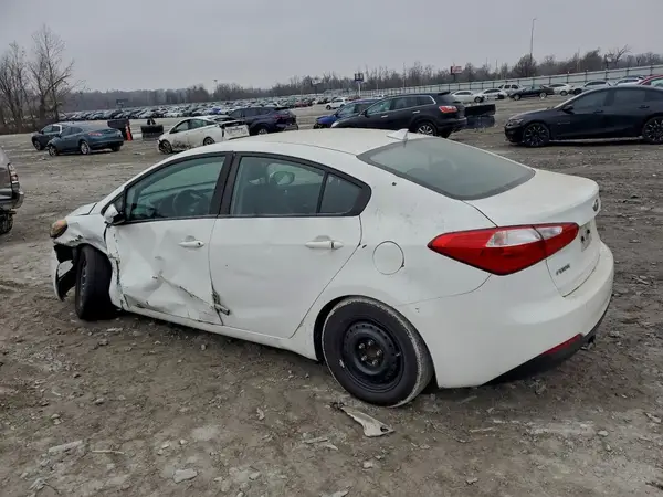 KNAFK4A69G5618314 2016 KIA FORTE - Image 2