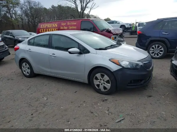 KNAFK4A6XG5445029 2016 KIA FORTE - Image 1