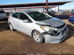 KNAFK4A6XG5449467 2016 KIA FORTE