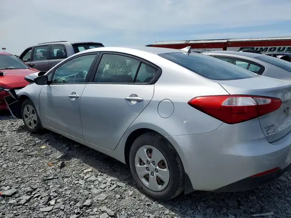 KNAFK4A6XG5457018 2016 KIA FORTE - Image 2