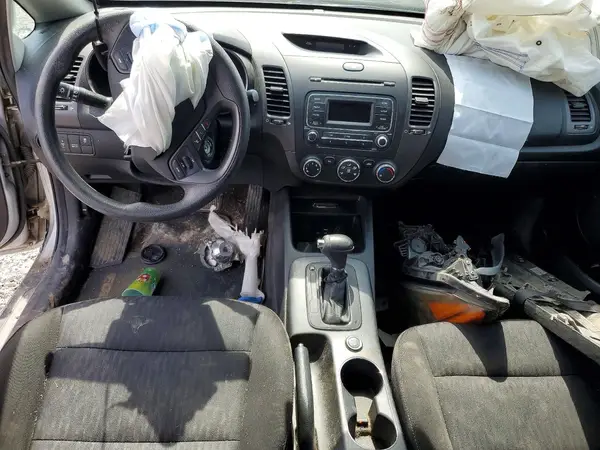 KNAFK4A6XG5457018 2016 KIA FORTE - Image 8