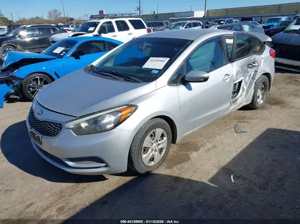 KNAFK4A6XG5459030 2016 KIA FORTE - Image 2