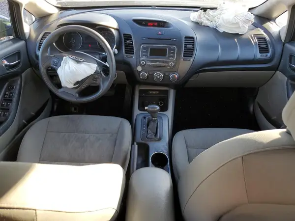 KNAFK4A6XG5461067 2016 KIA FORTE - Image 8