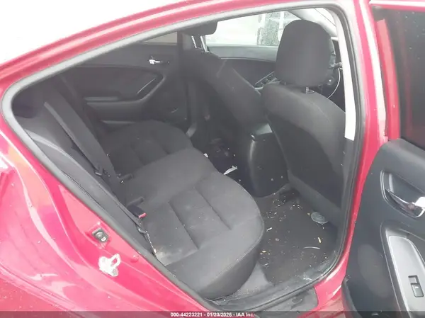 KNAFK4A6XG5461280 2016 KIA FORTE - Image 8