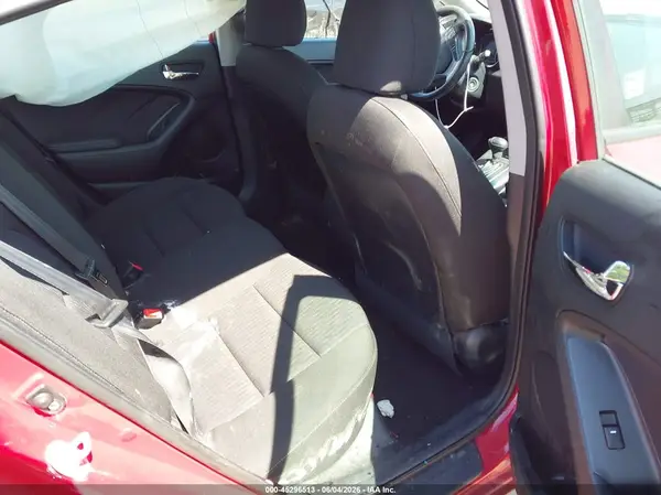 KNAFK4A6XG5475700 2016 KIA FORTE - Image 8