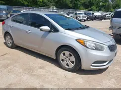 KNAFK4A6XG5477401 2016 KIA FORTE