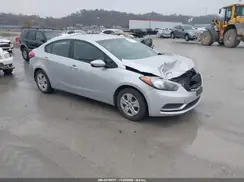KNAFK4A6XG5487393 2016 KIA FORTE