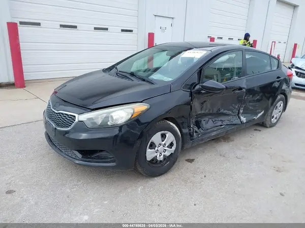 KNAFK4A6XG5487412 2016 KIA FORTE - Image 2
