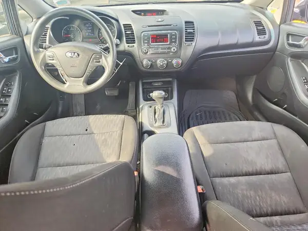 KNAFK4A6XG5492920 2016 KIA FORTE - Image 8