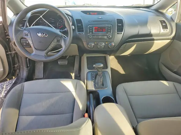 KNAFK4A6XG5495073 2016 KIA FORTE - Image 8