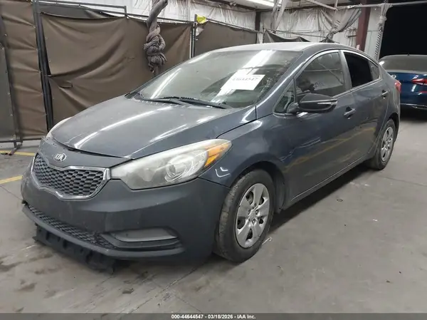 KNAFK4A6XG5496384 2016 KIA FORTE - Image 2