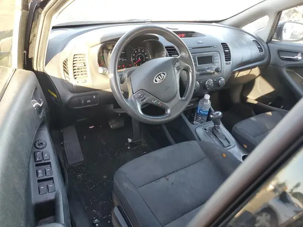 KNAFK4A6XG5496658 2016 KIA FORTE - Image 8