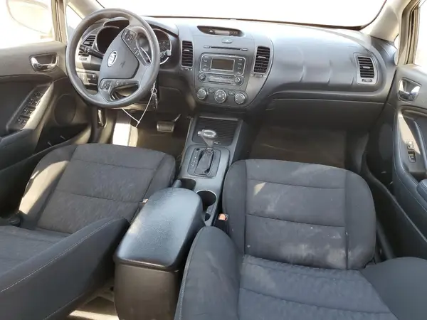 KNAFK4A6XG5496661 2016 KIA FORTE - Image 8