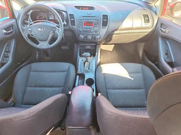 KNAFK4A6XG5510560 2016 KIA FORTE - Image 8
