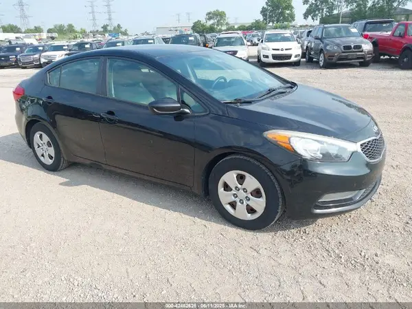 KNAFK4A6XG5515791 2016 KIA FORTE - Image 1