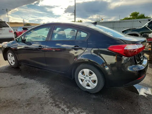 KNAFK4A6XG5519517 2016 KIA FORTE - Image 2