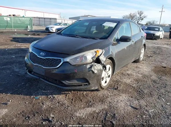 KNAFK4A6XG5519520 2016 KIA FORTE - Image 2