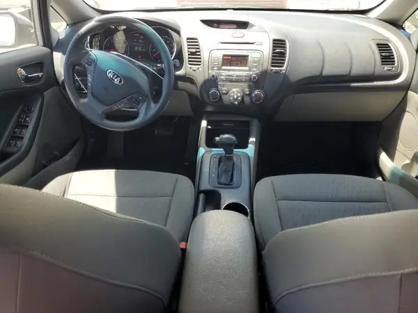 KNAFK4A6XG5530937 2016 KIA FORTE - Image 8