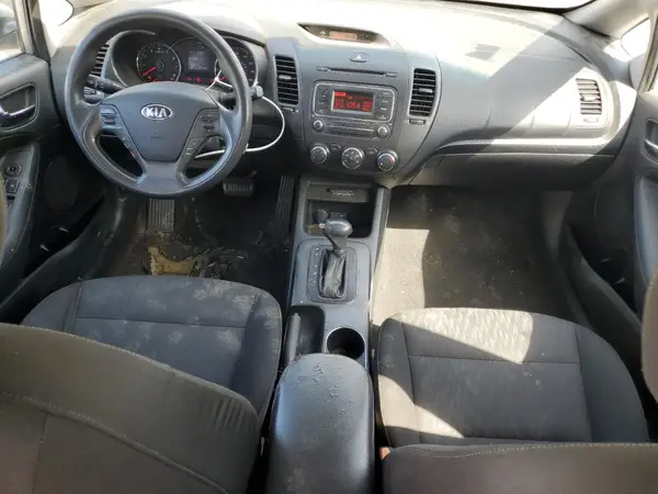 KNAFK4A6XG5535779 2016 KIA FORTE - Image 8