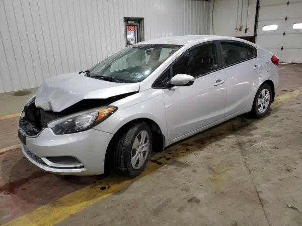 KNAFK4A6XG5537368 2016 KIA FORTE - Image 1