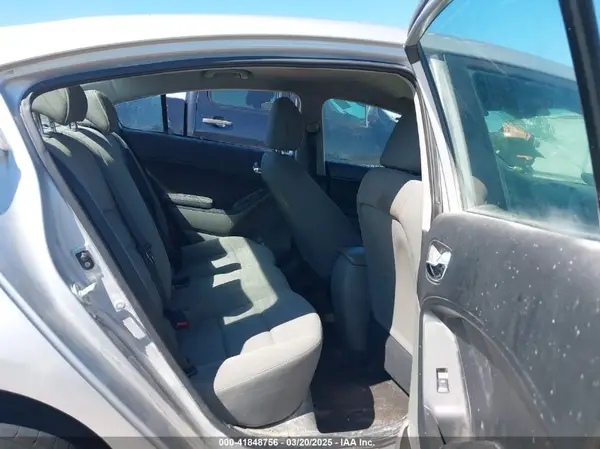 KNAFK4A6XG5539136 2016 KIA FORTE - Image 8