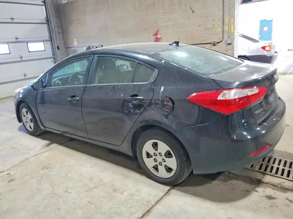 KNAFK4A6XG5539556 2016 KIA FORTE - Image 2