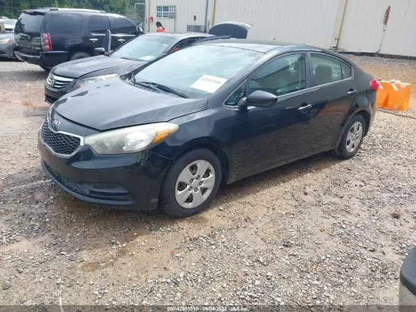 KNAFK4A6XG5540285 2016 KIA FORTE - Image 2