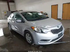 KNAFK4A6XG5543154 2016 KIA FORTE