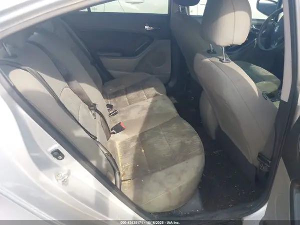 KNAFK4A6XG5543347 2016 KIA FORTE - Image 8