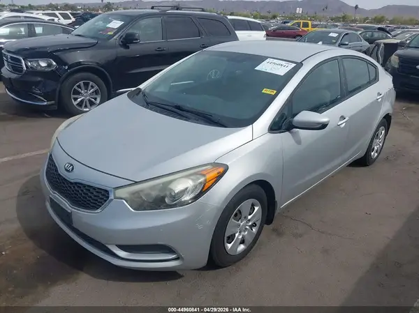 KNAFK4A6XG5543378 2016 KIA FORTE - Image 2