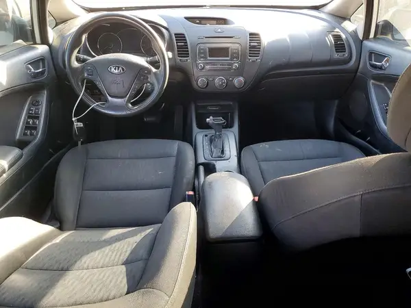 KNAFK4A6XG5544059 2016 KIA FORTE - Image 8