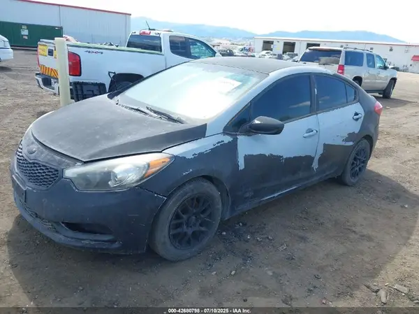 KNAFK4A6XG5550413 2016 KIA FORTE - Image 2
