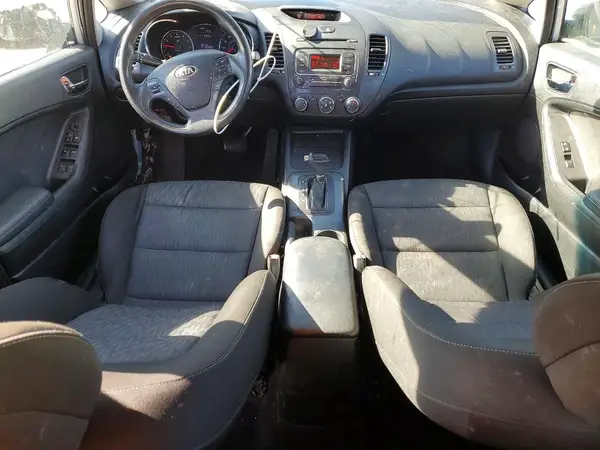 KNAFK4A6XG5551089 2016 KIA FORTE - Image 8