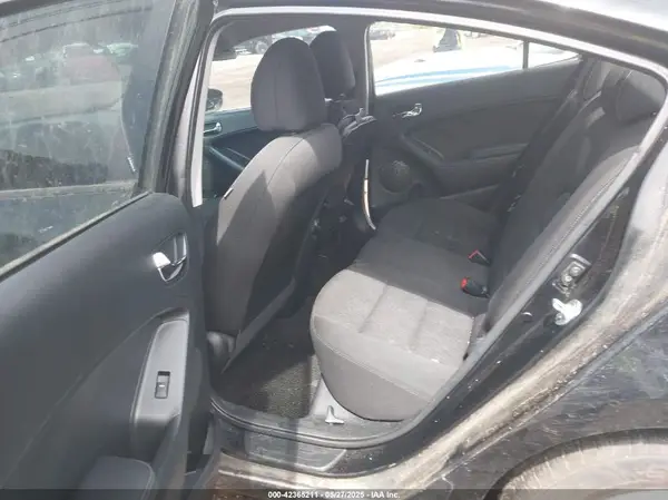 KNAFK4A6XG5553618 2016 KIA FORTE - Image 8