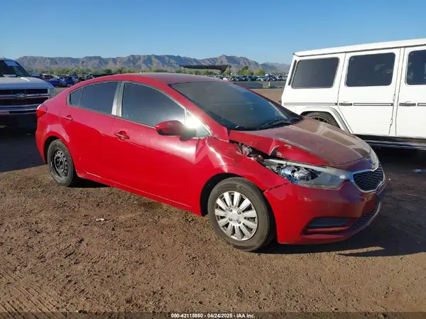 KNAFK4A6XG5558849 2016 KIA FORTE - Image 1