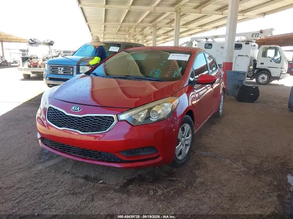KNAFK4A6XG5559614 2016 KIA FORTE - Image 2