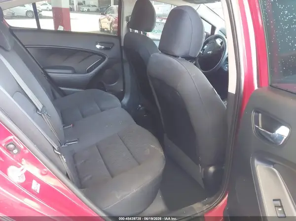 KNAFK4A6XG5559614 2016 KIA FORTE - Image 8