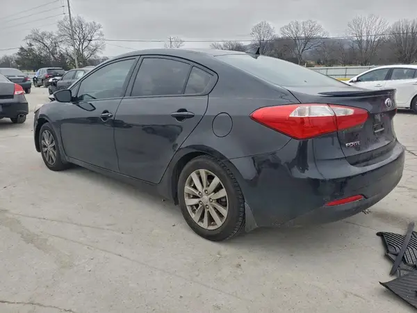KNAFK4A6XG5559760 2016 KIA FORTE - Image 2