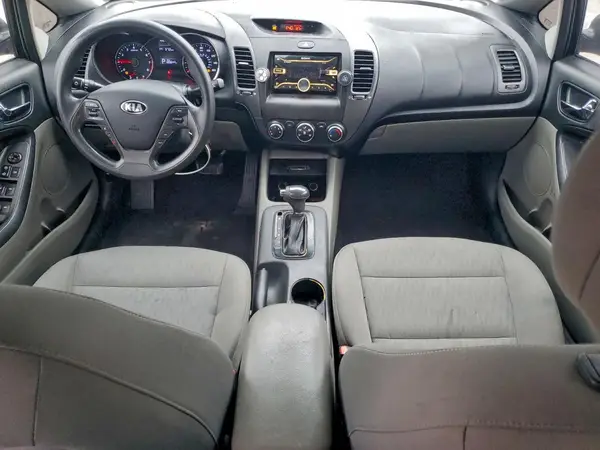 KNAFK4A6XG5559760 2016 KIA FORTE - Image 8
