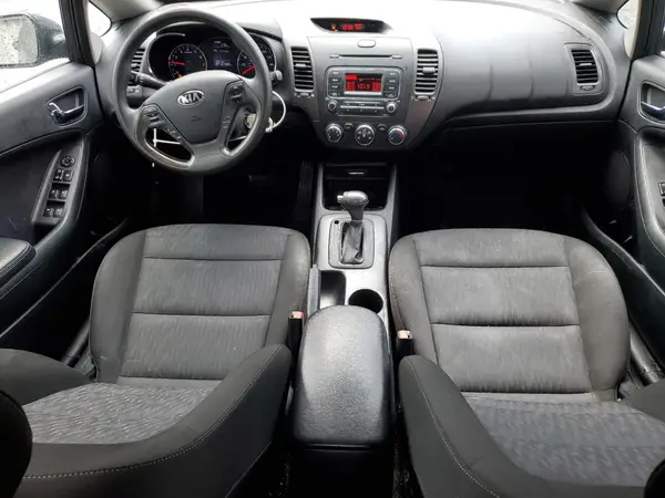 KNAFK4A6XG5562352 2016 KIA FORTE - Image 8