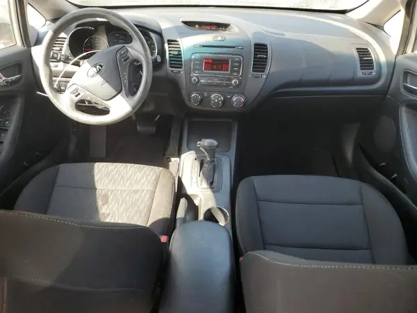 KNAFK4A6XG5563176 2016 KIA FORTE - Image 8