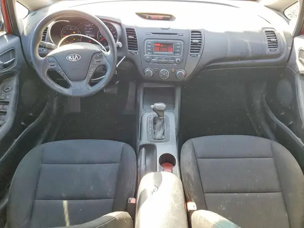 KNAFK4A6XG5563579 2016 KIA FORTE - Image 8