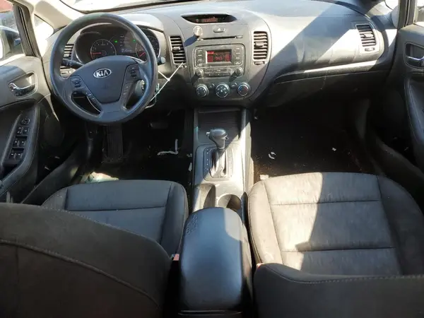KNAFK4A6XG5564084 2016 KIA FORTE - Image 8