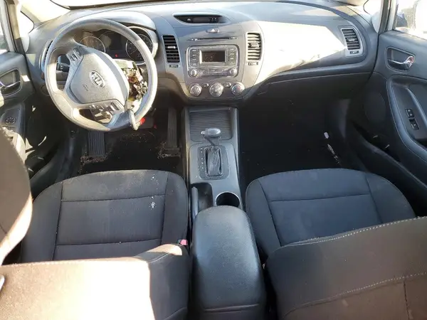 KNAFK4A6XG5567633 2016 KIA FORTE - Image 8