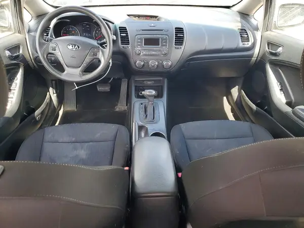 KNAFK4A6XG5567938 2016 KIA FORTE - Image 8