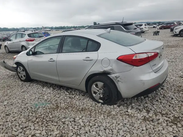 KNAFK4A6XG5568510 2016 KIA FORTE - Image 2