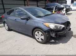 KNAFK4A6XG5569592 2016 KIA FORTE