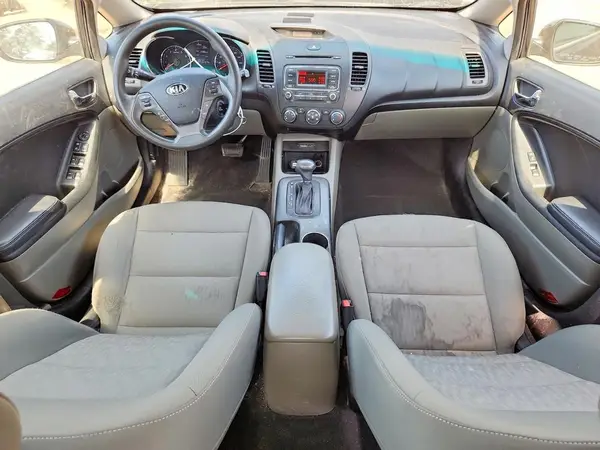 KNAFK4A6XG5573321 2016 KIA FORTE - Image 8
